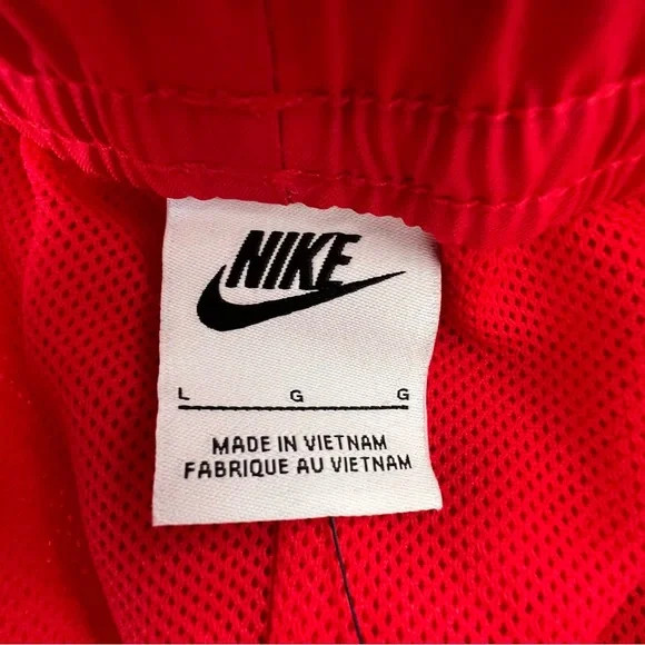 New Nike Woven Monogram Flow Shorts Men’s Large Spell Out Logo Red Y2K Sporty - Picture 9 of 15